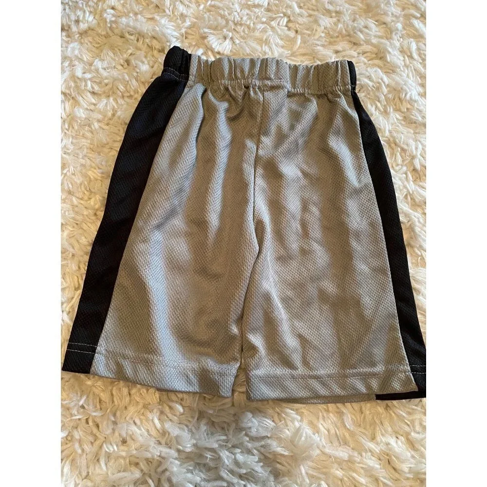 Peanuts Athletic Short Size Boys Youth 5